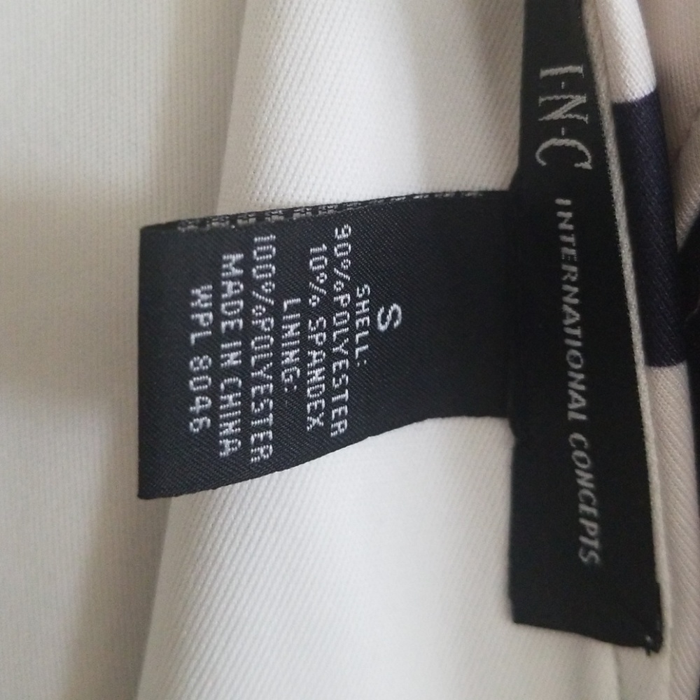Dress - Picture 7 of 8